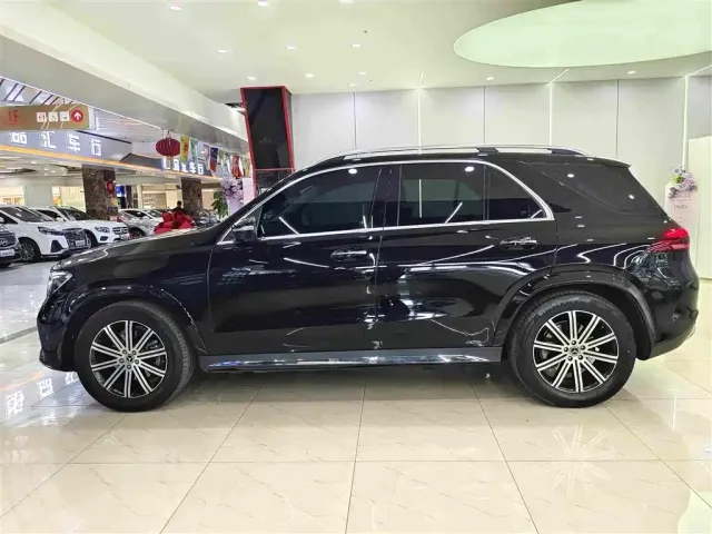 Mercedes-Benz GLE-Class — Фото автомобиля 17