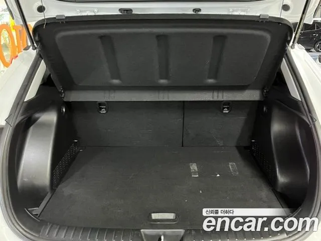 Hyundai Kona SX2 — Фото автомобиля 6