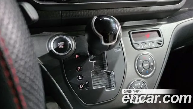Kia RAY Новый Kia Ray Signature — Фото автомобиля 9