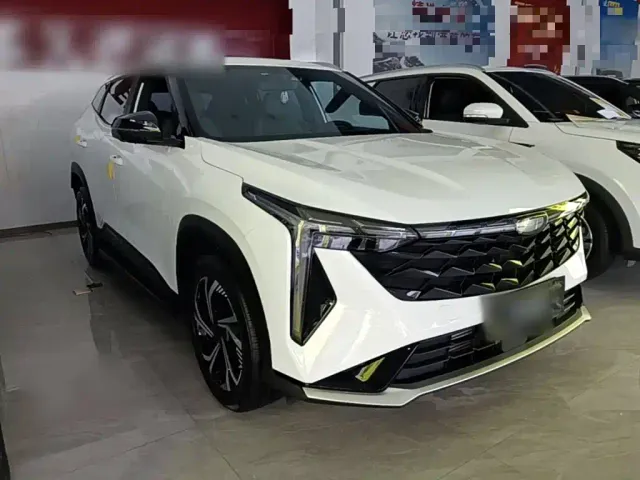 Geely Boyue — Фото автомобиля 3