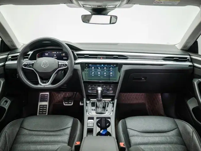 Volkswagen FAW-Volkswagen CC 2023 380TSI Eye-catching Edition — Фото автомобиля 12