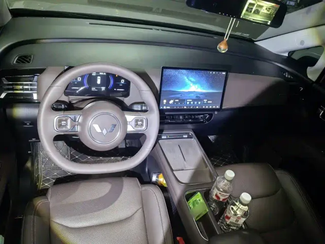 Wuling Starlight 730 — Фото автомобиля 8