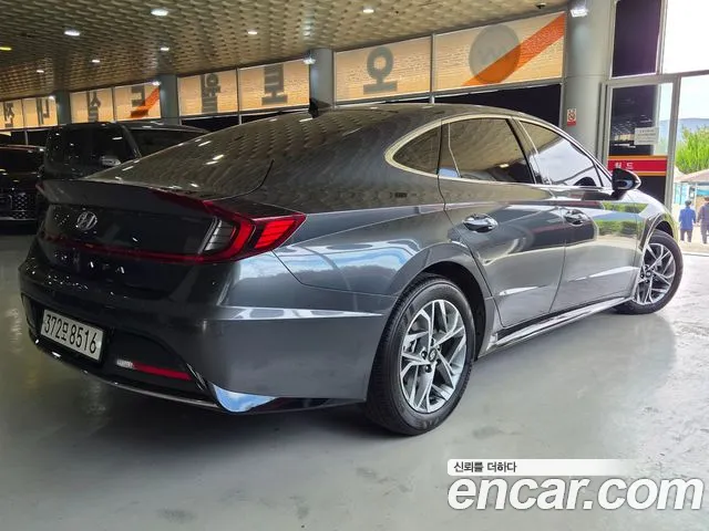 Hyundai Sonata — Фото автомобиля 2