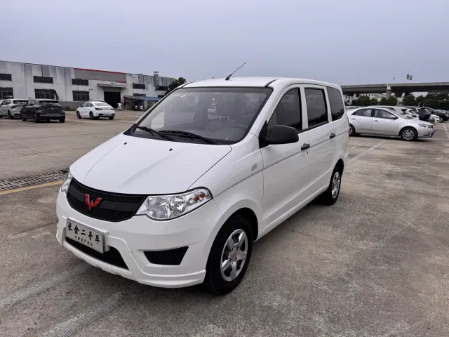 Фотография автомобиля — Wuling Hongguang