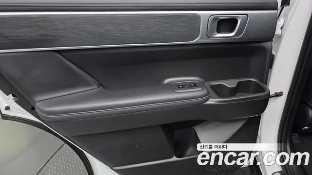 Hyundai Santa Fe — Фото автомобиля 14