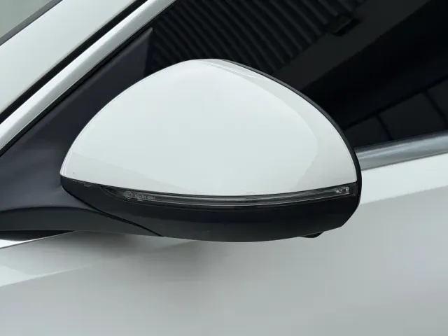 Mercedes-Benz C-Class — Фото автомобиля 11