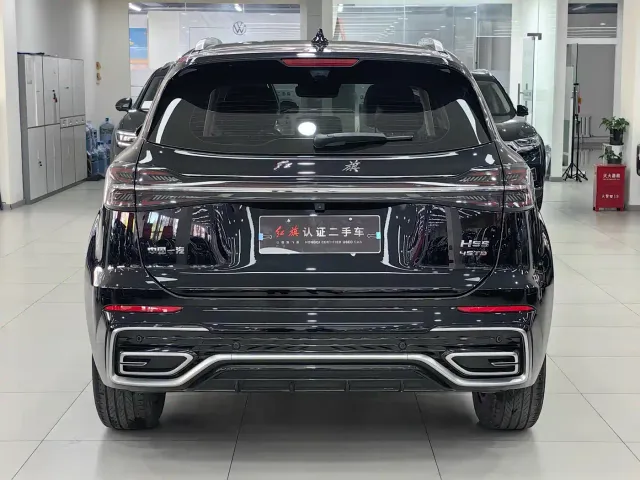 Hongqi HS5 — Фото автомобиля 10