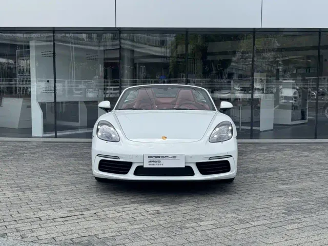 Porsche 718 — Фото автомобиля 12