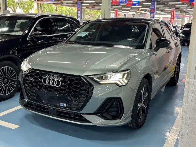 Фотография автомобиля — Audi Q3 Sportback