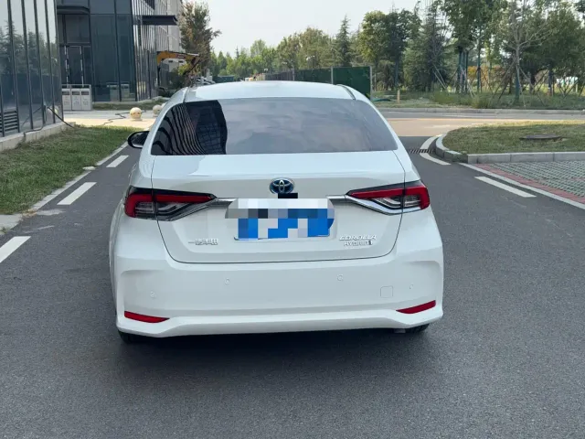 Toyota Corolla — Фото автомобиля 9