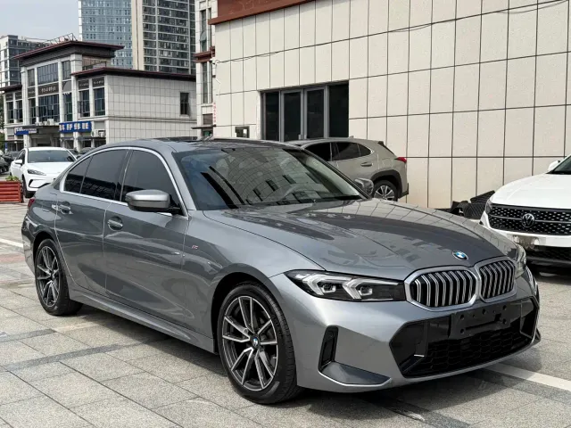 BMW 3 Series — Фото автомобиля 3