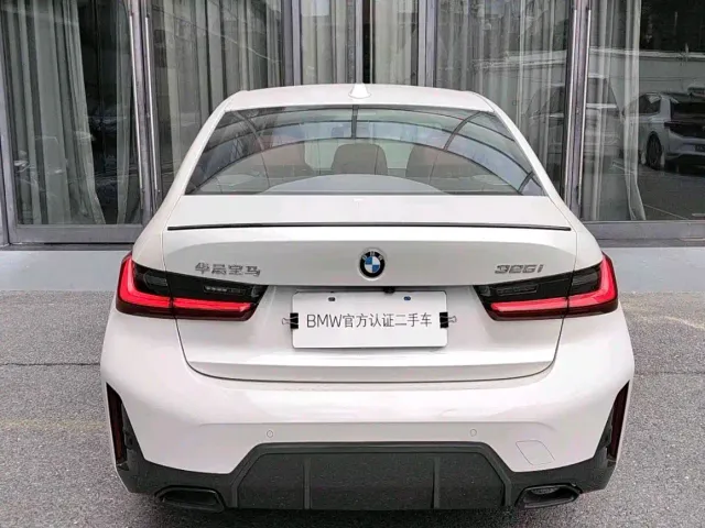 BMW 3 Series — Фото автомобиля 3