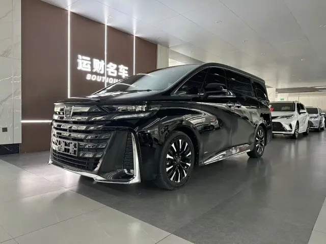 Фотография автомобиля — Toyota Vellfire