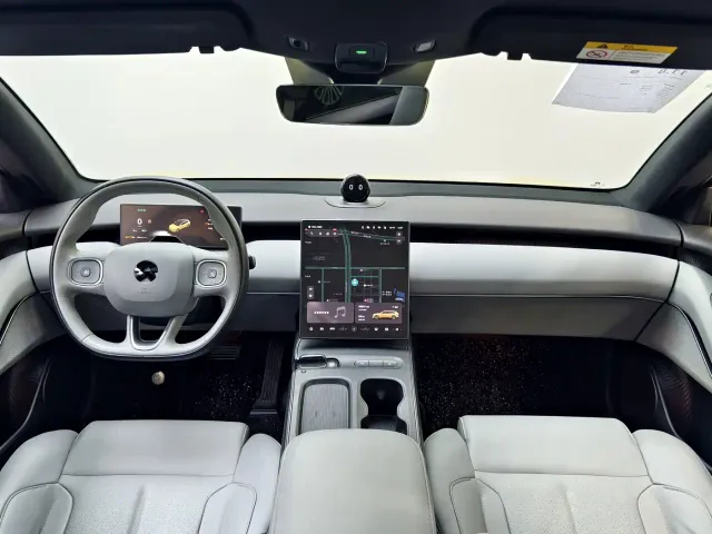 Nio ET5 Touring — Фото автомобиля 12