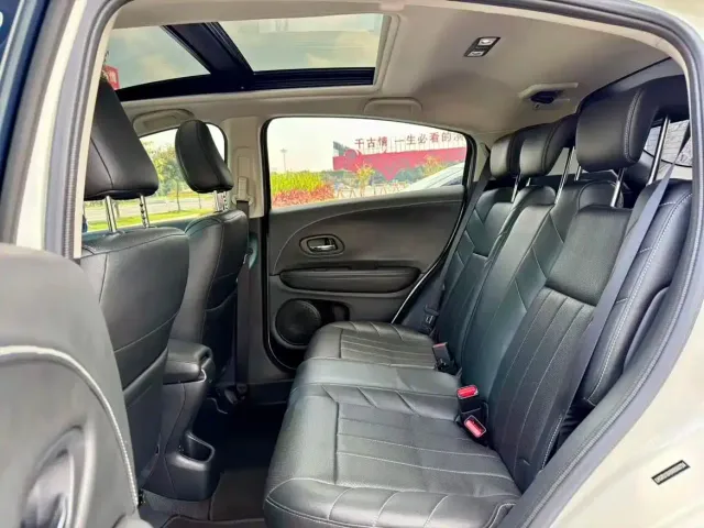 Honda Vezel — Фото автомобиля 14