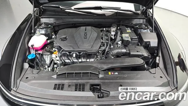 Hyundai Grandeur Grandeur (GN7) 2.5 Бензин 2WD — Фото автомобиля 6