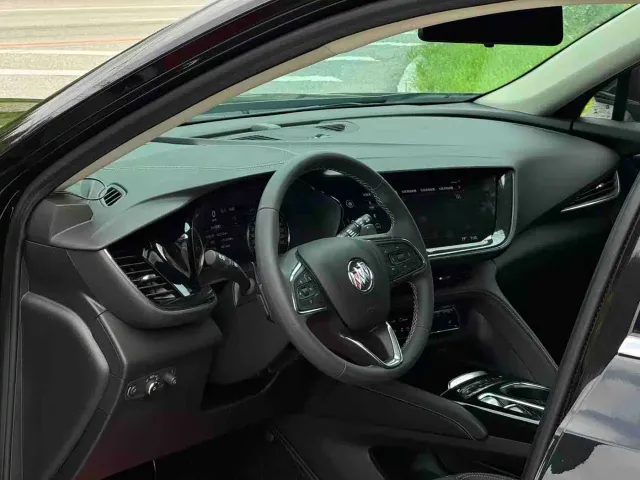Buick Envision S — Фото автомобиля 4