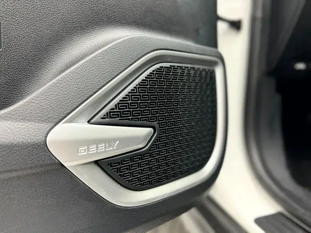 Geely Vision X6 — Фото автомобиля 9