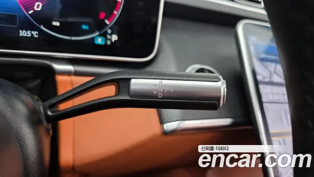 Mercedes-Benz S-Class — Фото автомобиля 9