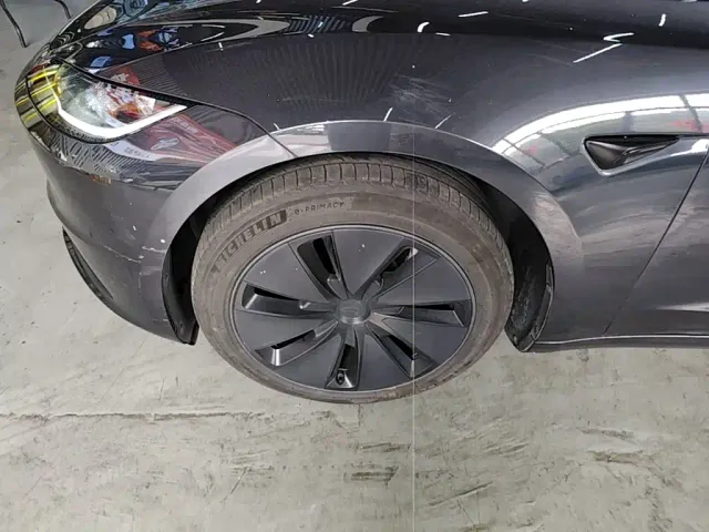 Tesla Model 3 2023 Rear-Wheel Drive — Фото автомобиля 22