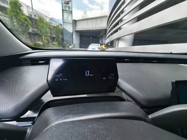 Chery eQ1 — Фото автомобиля 9