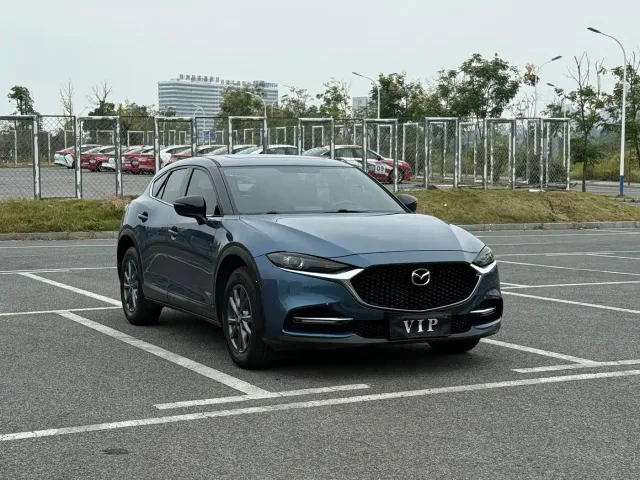 Mazda CX-4 — Фото автомобиля 3