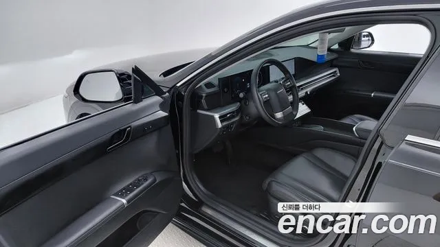 Hyundai Grandeur Grandeur (GN7) 2.5 Бензин 2WD — Фото автомобиля 10
