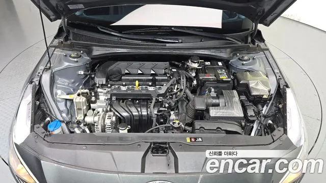 Hyundai AVANTE Avante (CN7) — Фото автомобиля 6