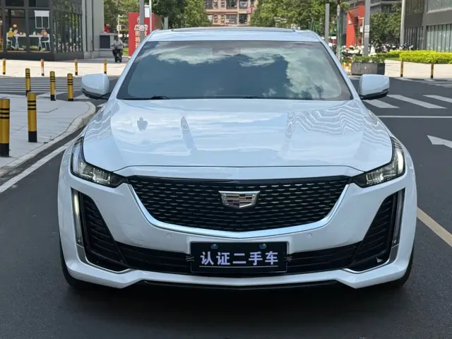Cadillac CT5 — Фото автомобиля 2