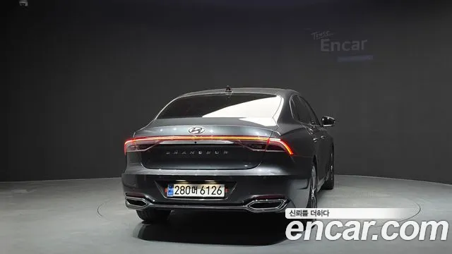 Hyundai Grandeur Grandeur (New) — Фото автомобиля 4