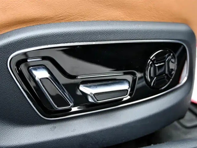 Audi A8 — Фото автомобиля 27
