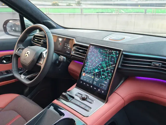 Nio EC6 — Фото автомобиля 8