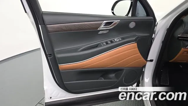 Genesis GV80 2.5T Бензин AWD — Фото автомобиля 20