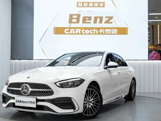 Mercedes-Benz C-Class — Фото автомобиля 2