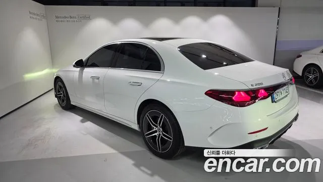 Mercedes-Benz E-Class W214 — Фото автомобиля 3