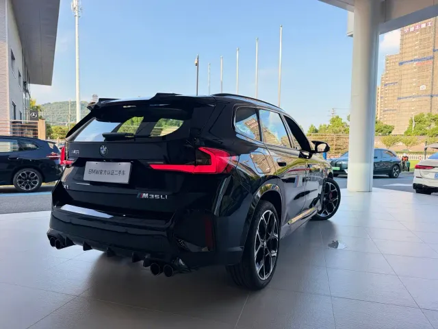 BMW X1 — Фото автомобиля 5