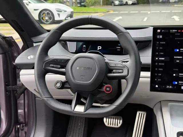 Xiaomi SU7 — Фото автомобиля 9