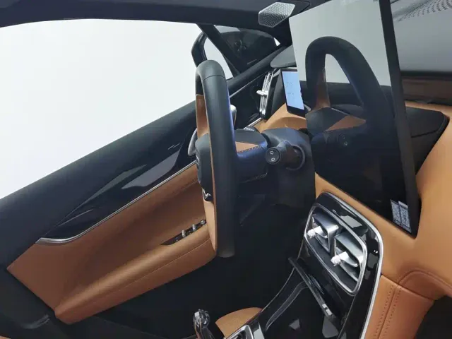 Geely Boyue L — Фото автомобиля 22