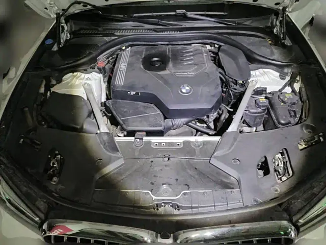 BMW BMW 5 Series 2022 Facelift 530Li Premium Luxury Package — Фото автомобиля 3