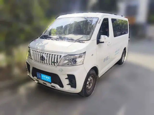 Фотография автомобиля — Changan Ruixing M60