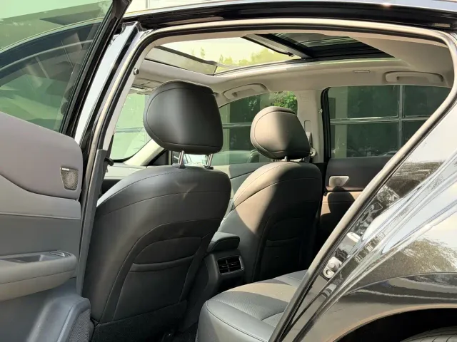 Nissan Teana — Фото автомобиля 4