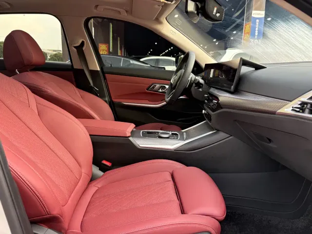 BMW 3 Series — Фото автомобиля 12