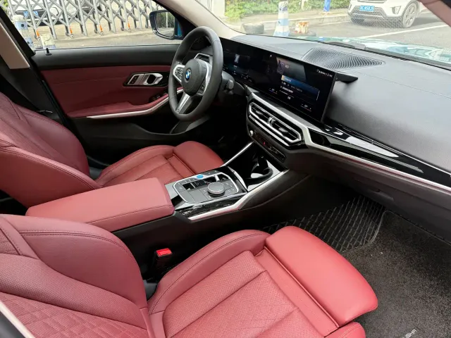 BMW i3 — Фото автомобиля 11