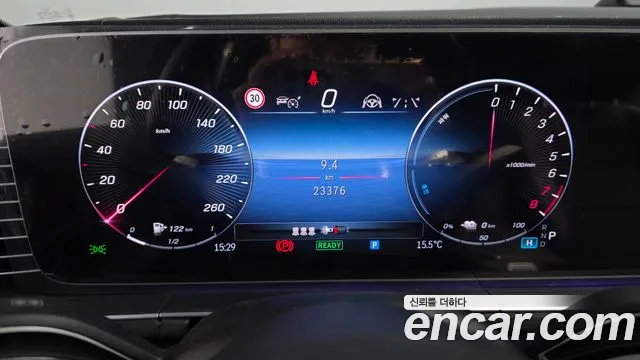 Mercedes-Benz GLE-Class — Фото автомобиля 11