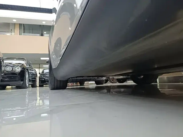 Tesla Model Y — Фото автомобиля 20