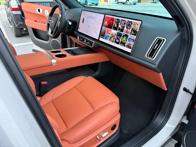 Li Auto L6 — Фото автомобиля 6