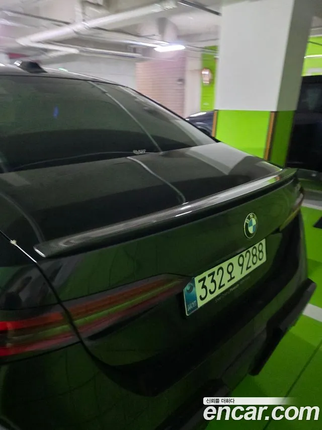 BMW M5 G90 — Фото автомобиля 11