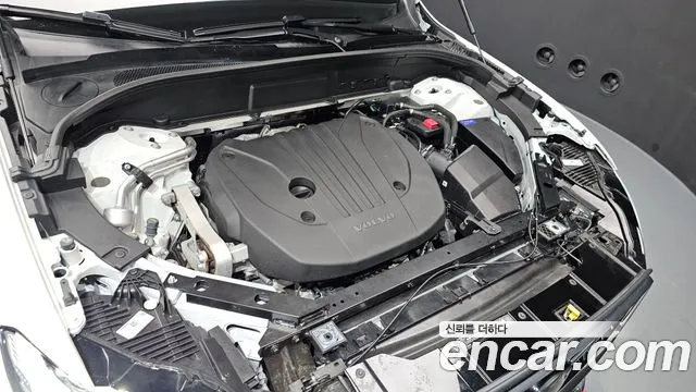 Вольво XC60 — Фото автомобиля 5
