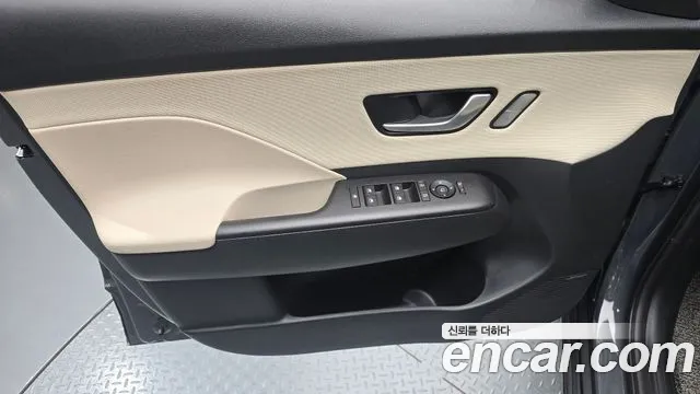 Hyundai Kona Kona (SX2) Бензин 1.6 турбо 2WD — Фото автомобиля 21