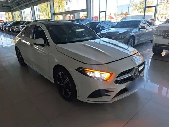 Mercedes-Benz A-Class — Фото автомобиля 3